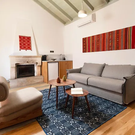 Kalnterimi Guesthouses 3* Monemvasia